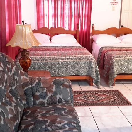 Top Ranking Hill View Guesthouse Speyside Esterno foto
