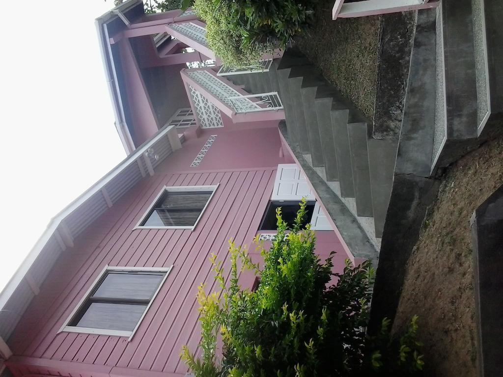 Top Ranking Hill View Guesthouse Speyside Esterno foto