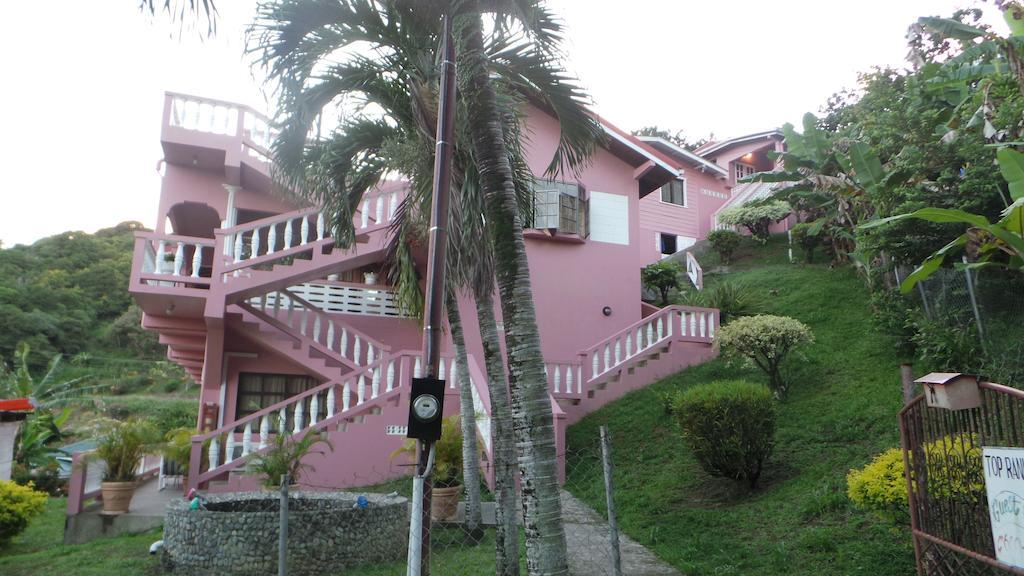 Top Ranking Hill View Guesthouse Speyside Esterno foto